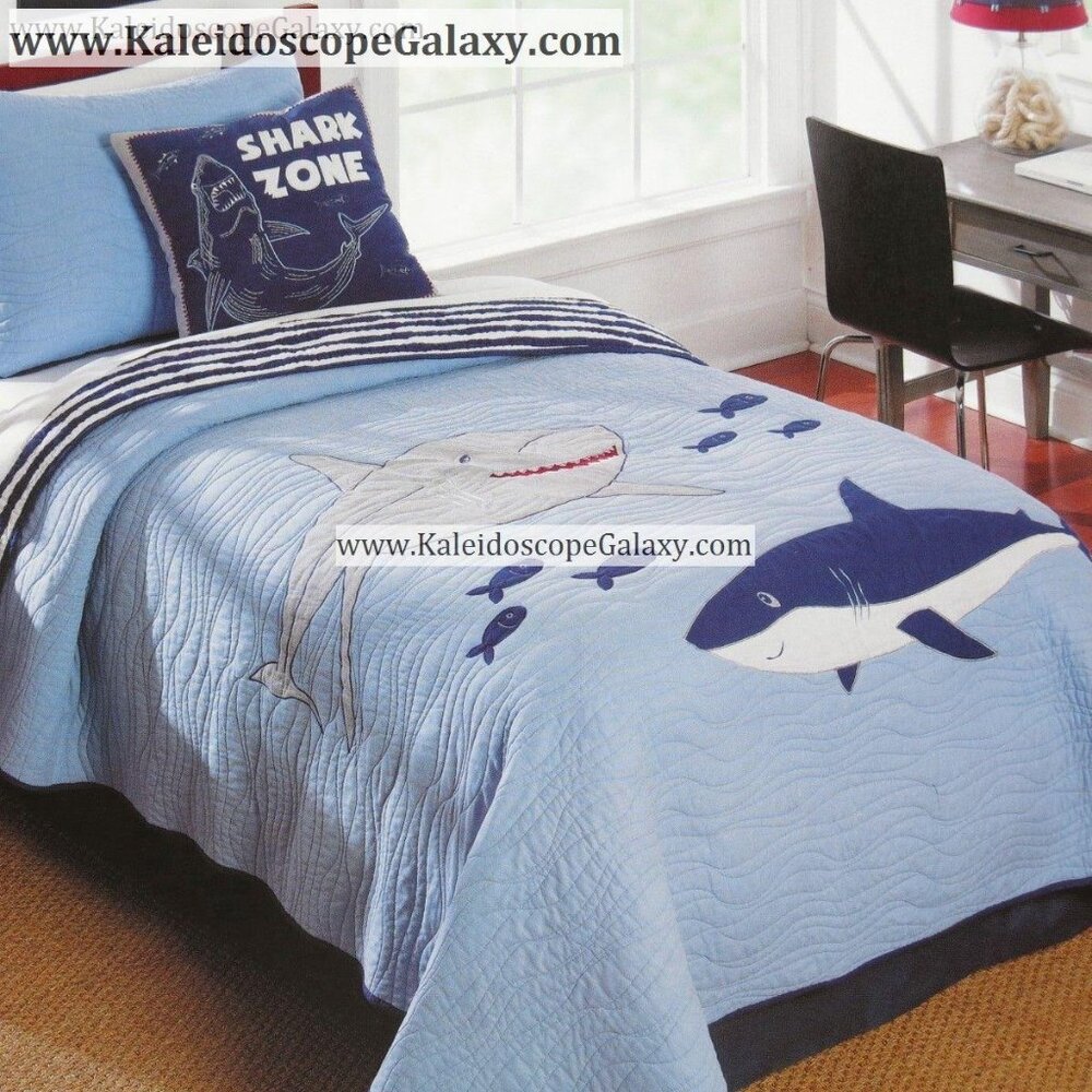 8 Piece Shark Full Quilt, Throw Pillow, Sheets & Sham ~ Sharks ~ Jaws ~ NEW